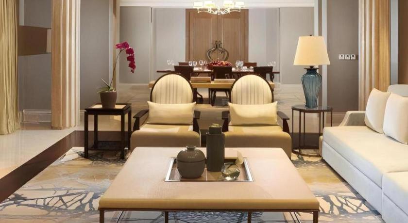 Hotel Tentrem Yogyakarta Ngoại thất bức ảnh